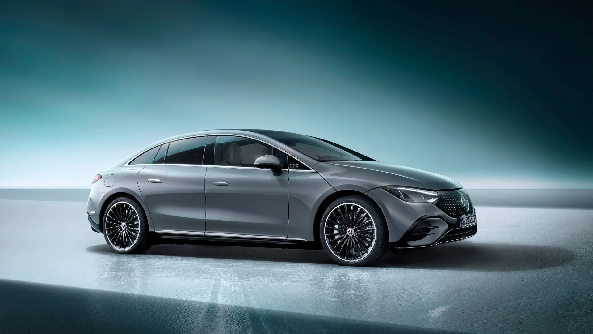 Mercedes EQE