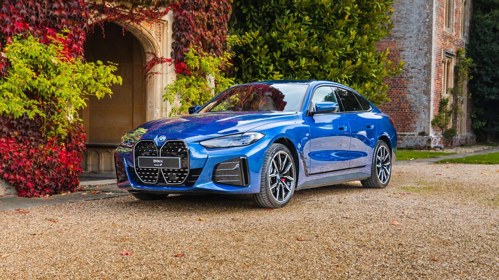 BMW i4