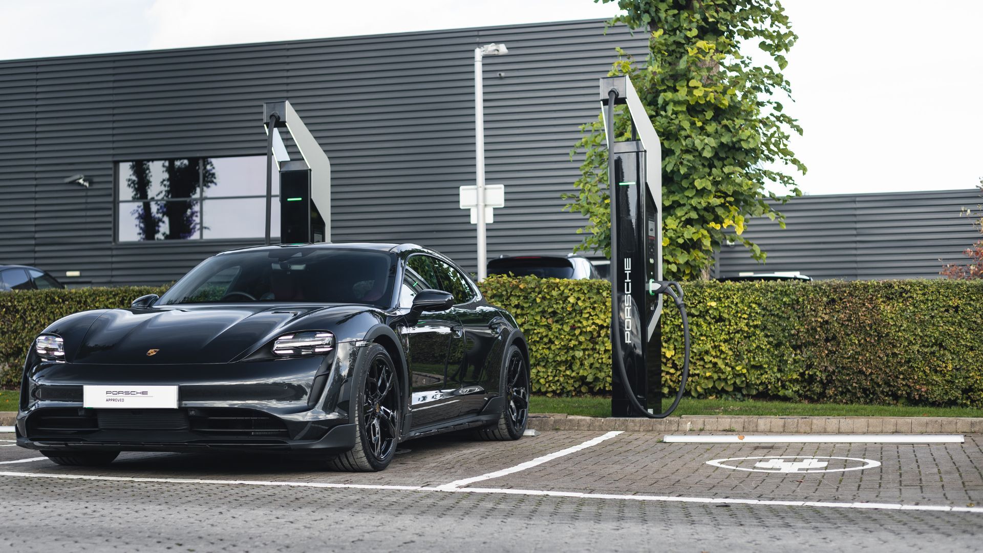Porsche Taycan Charging