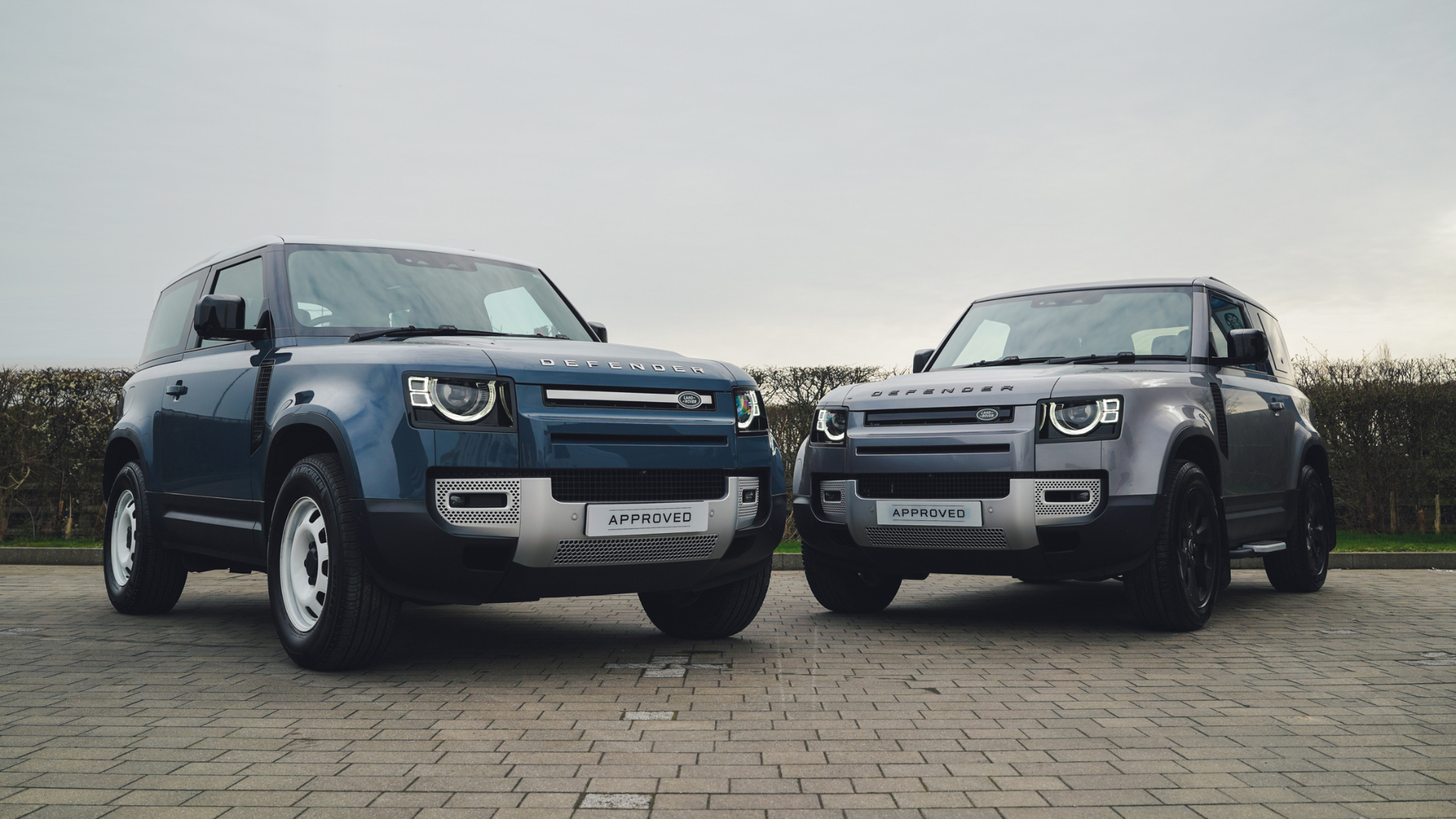 Land Rover Defender 90