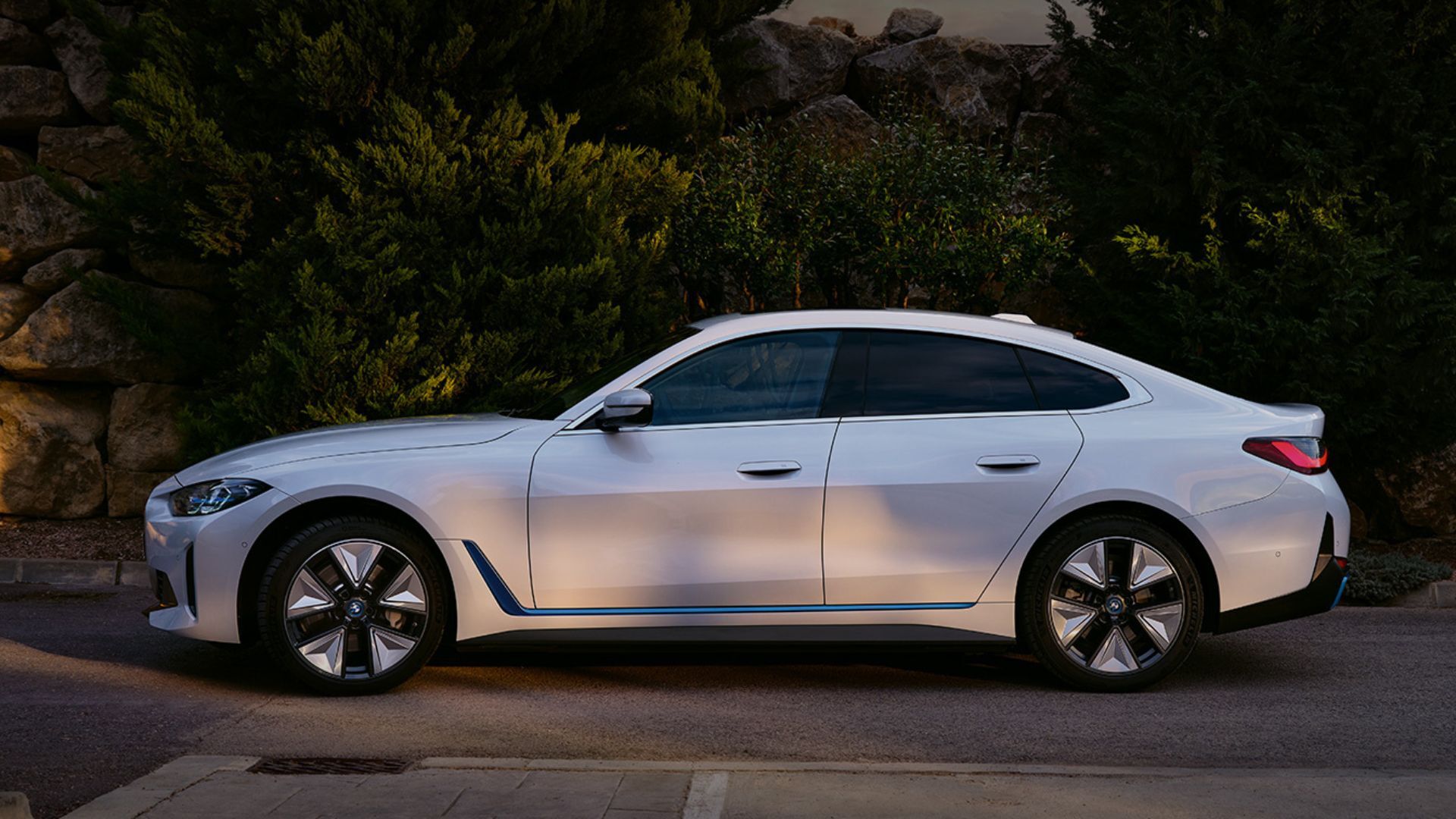 BMW i4 2023