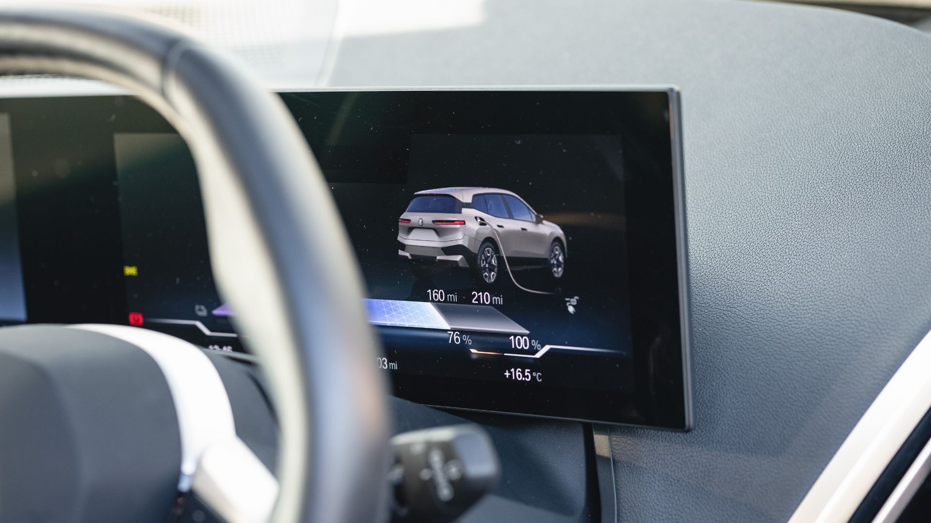 BMW iX Infotainment