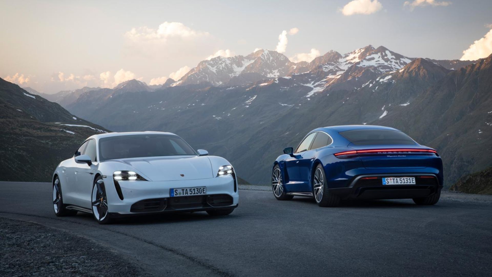 Porsche Taycan Turbo vs Turbo S