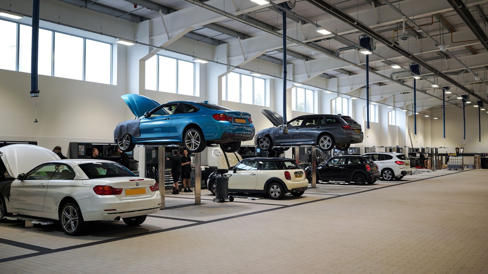 BMW Melksham Workshop