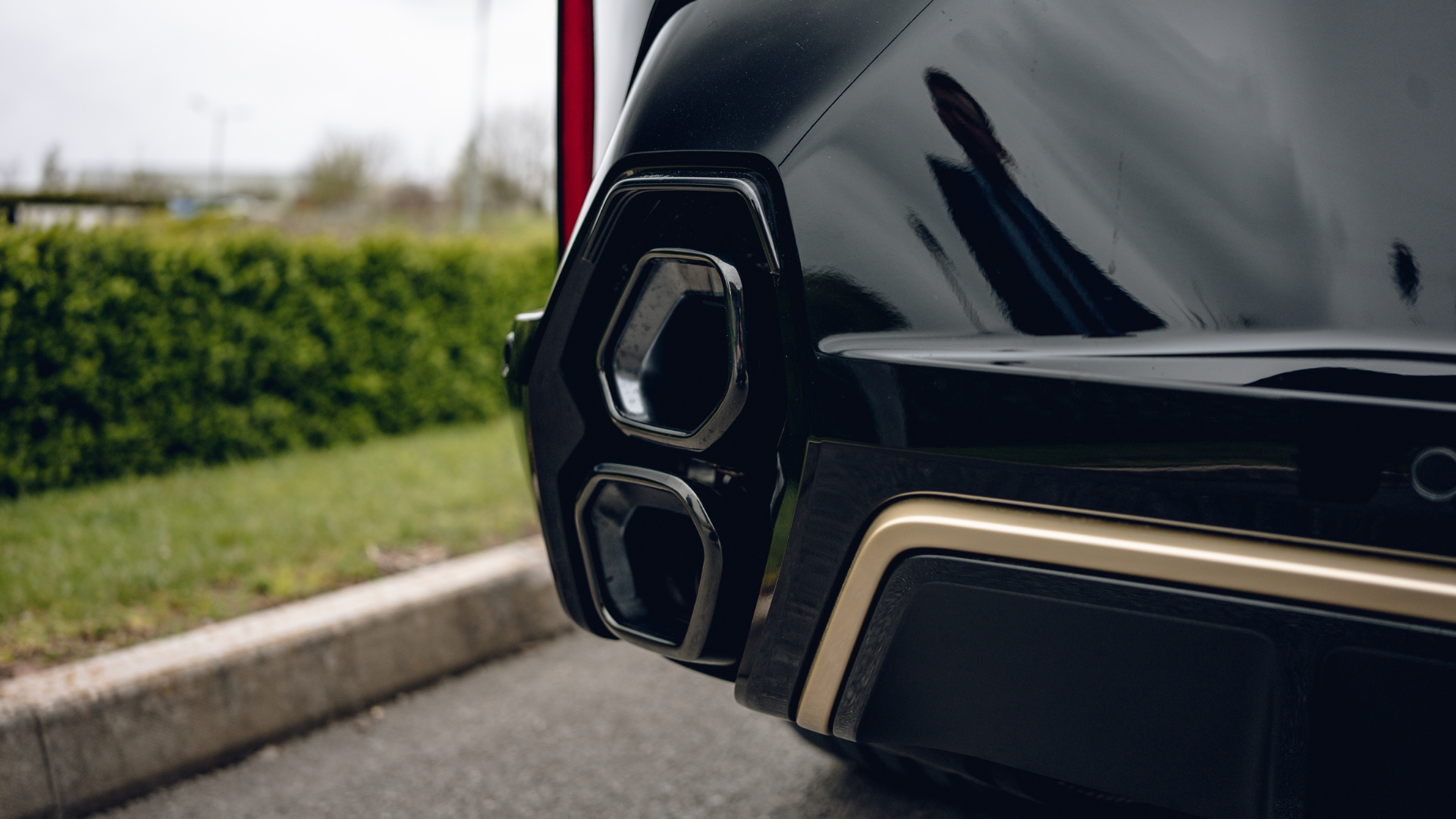 Stacked Quad Exhausts