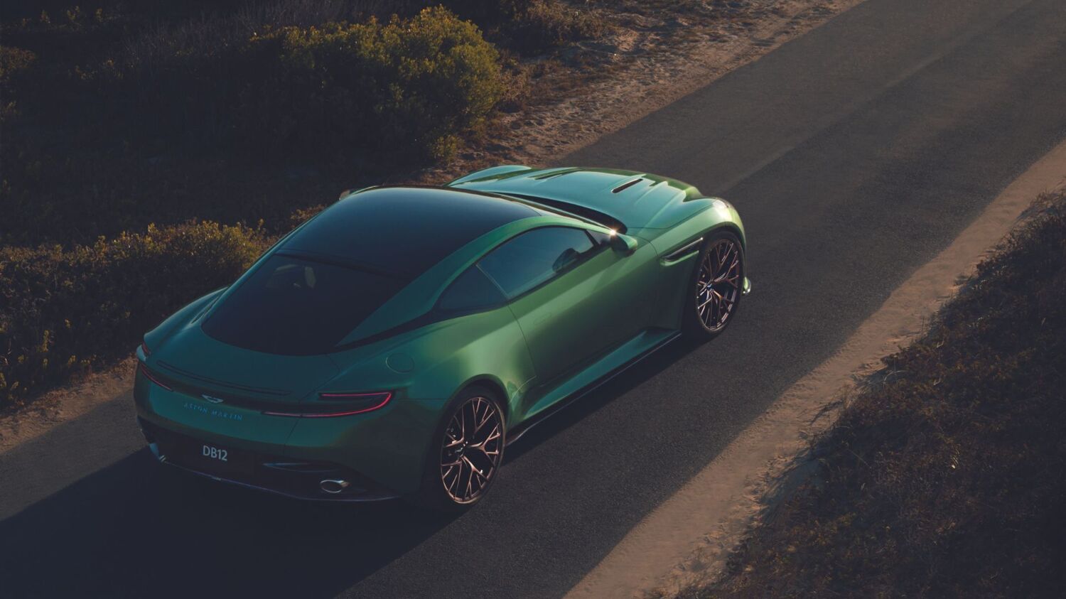 Aston Martin New DB12