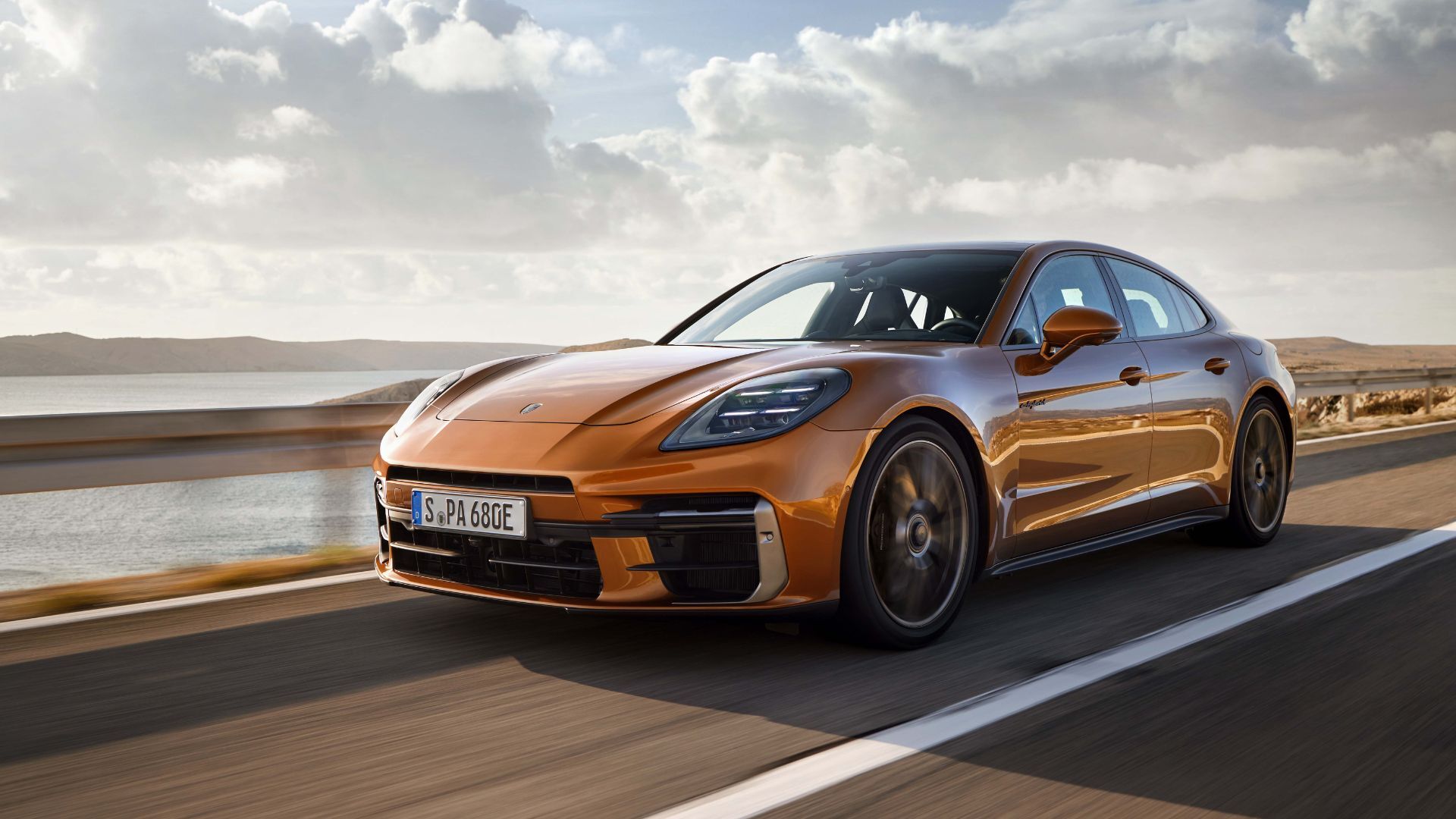 Porsche Panamera E Hybrid 2024