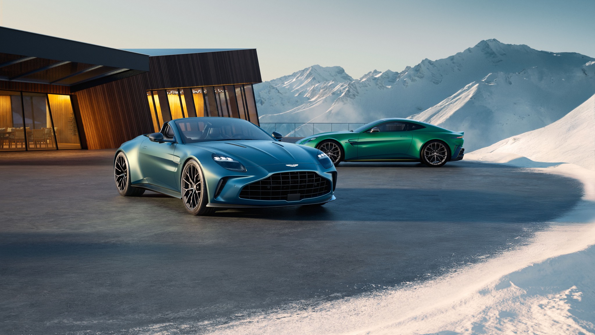 Aston Martin Vantage Roadster 13 min