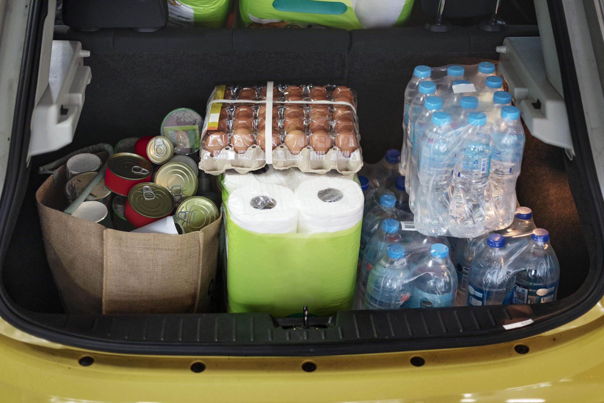 Food hoarding in a car trunk during coronavirus pa 2025 02 10 01 43 57 utc min